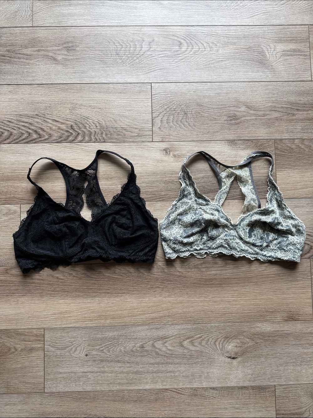 💜 2 for $6 Felina Lace Racerback Bralettes
